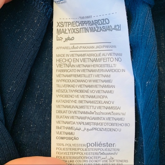 Under Armour Blue Patterned Long Sleeve 1/4 Zip Top - Picture 6 of 6